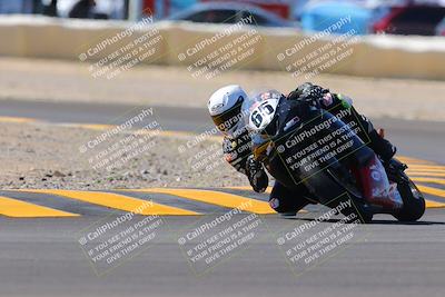 media/Oct-09-2022-SoCal Trackdays (Sun) [[95640aeeb6]]/Turn 2 (1110am)/